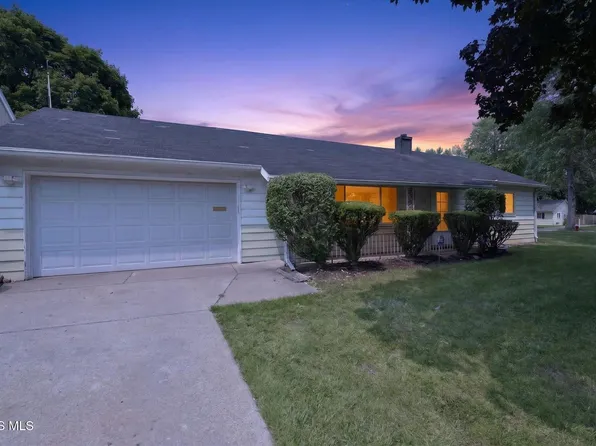103 Independence Rd, Toledo, OH 43607