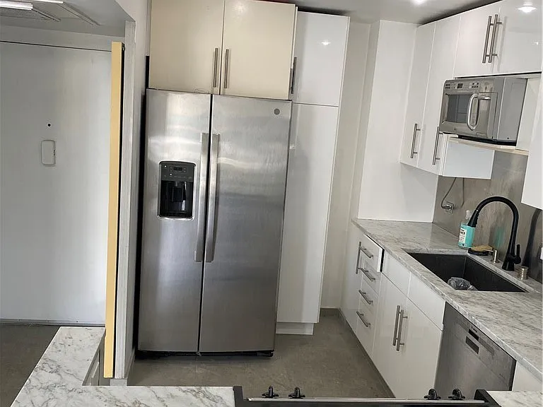 10501 Wilshire Blvd #1409 — Photo 16