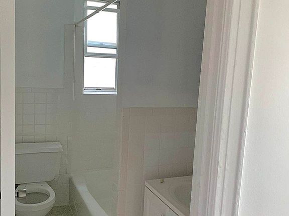 5th image of 9027 Fort Hamilton Pkwy #2