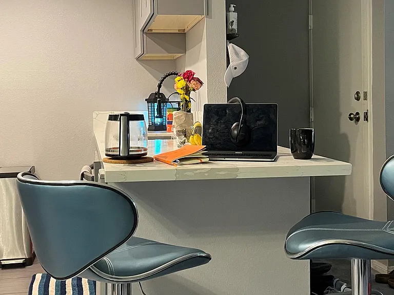 Use your recently remodeled kitchen counter to entertain your friends and family.
You'll be glad to know you can park upto 3 cars in the complex and adjoining streets -- thanks to one assigned parking and two free guest passes valid for 96 hours each ti