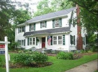 646 Pleasant Ave, Glen Ellyn, IL 60137