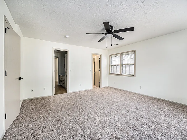 5145 N Corrington Ave — Photo 7