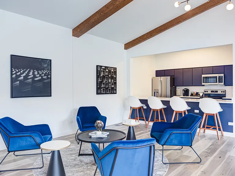 Haven on Long Grove — Photo 15