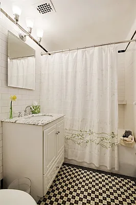 Sold by Corcoran | media 6