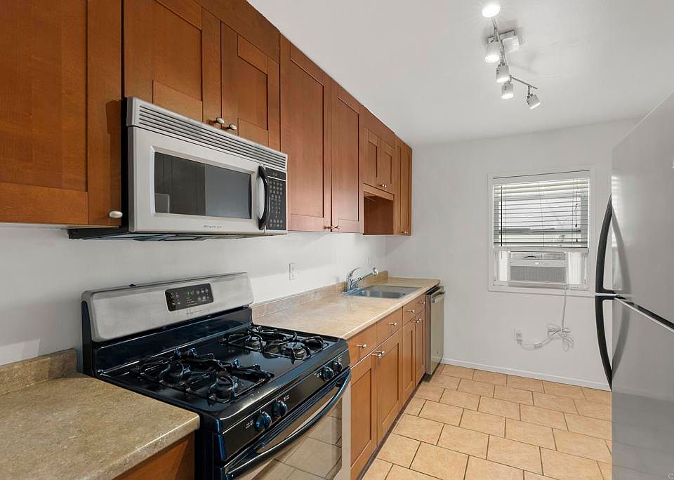 1st image of 4633 Bancroft St APT 8