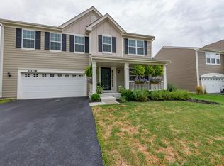 3308 Batley St, Elgin, IL 60124