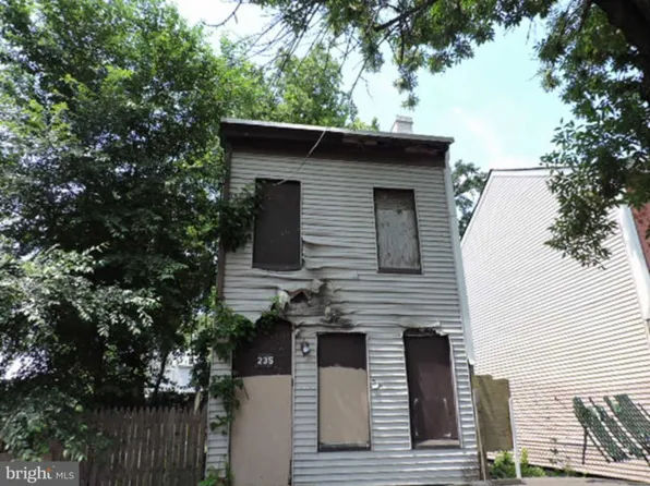 235 Breunig Ave, Trenton, NJ 08638