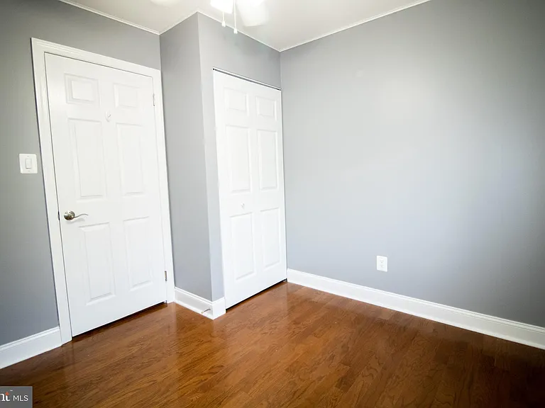 1127 Thackary Ct — Photo 25