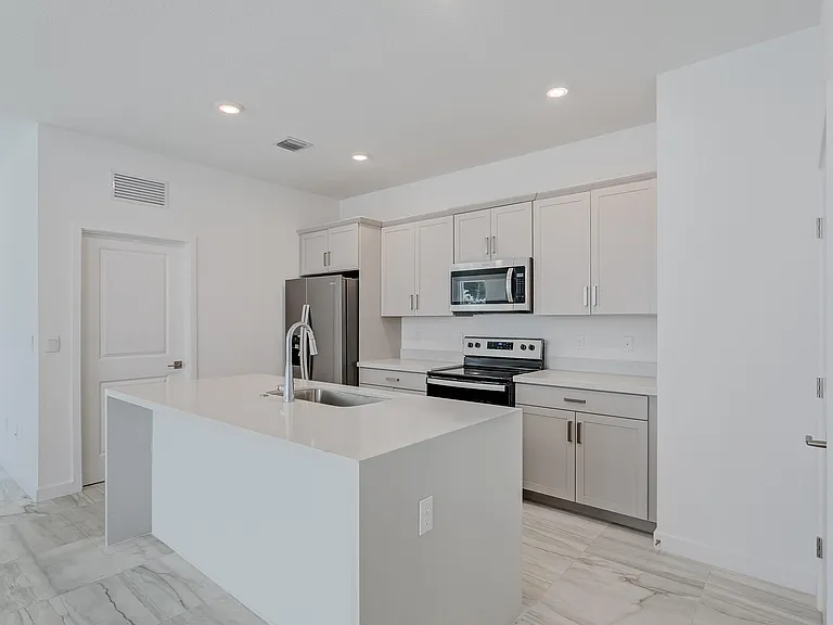7188 Trotwood Ln — Photo 11