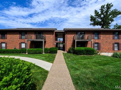 5555 Heintz Rd APT 10, Saint Louis, MO, 63129