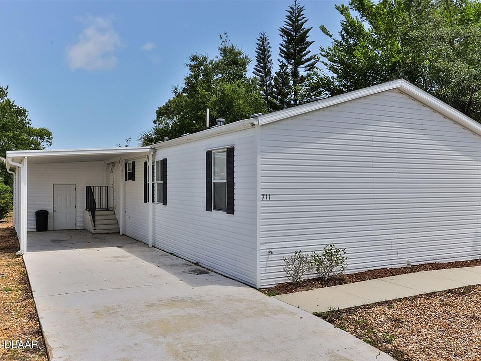 1st image of 711 Larado Dr