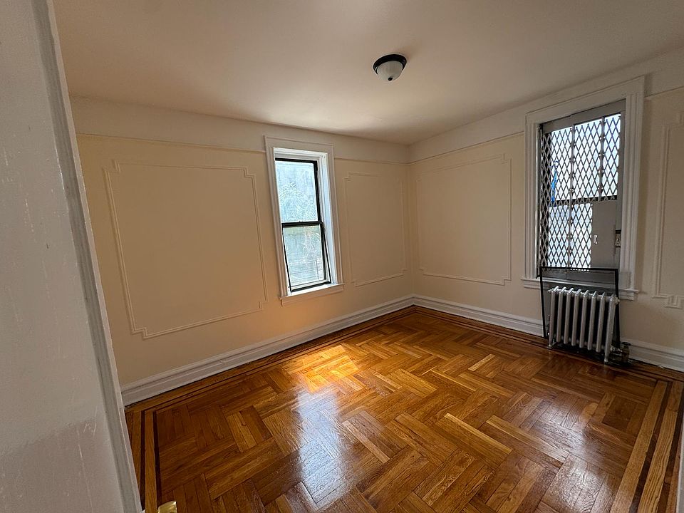 1st image of 900 E 35th St APT B4