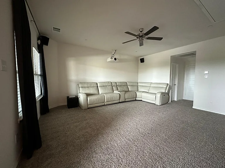 2408 Klamath Dr — Photo 22