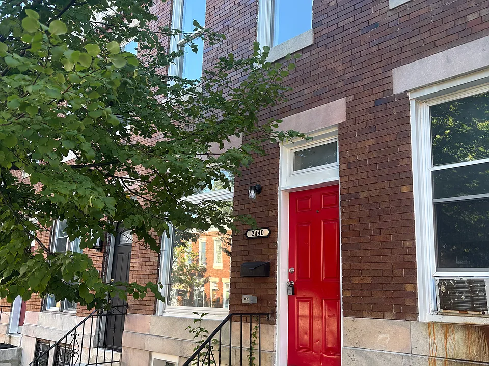 2440 McCulloh St