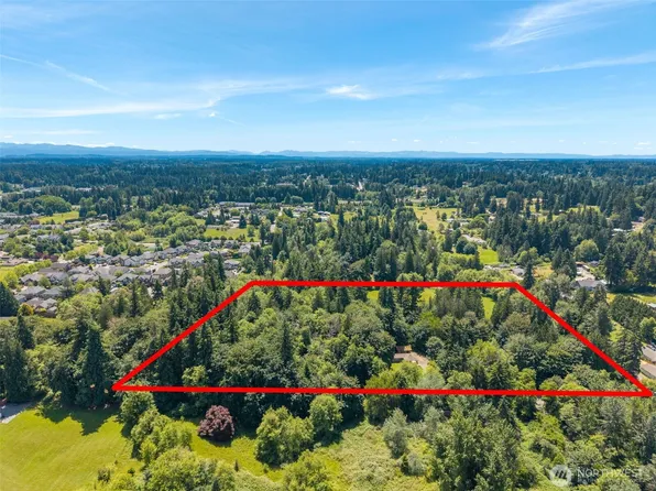2703 25th Street SW, Puyallup, WA 98373