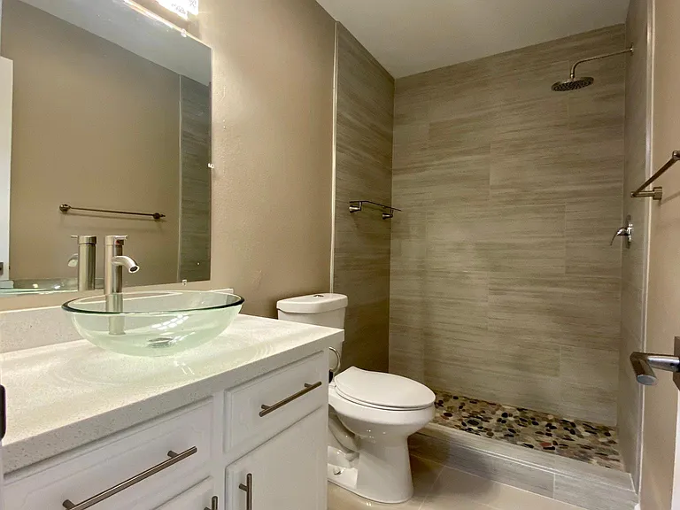 1202 Bryce Dr #5 — Photo 11