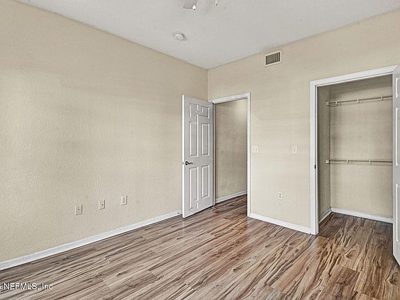 5th image of 10075 GATE Parkway N #2110