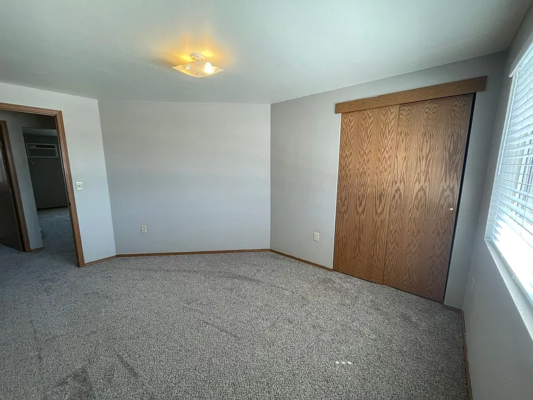 2677 Humboldt Rd — Photo 33