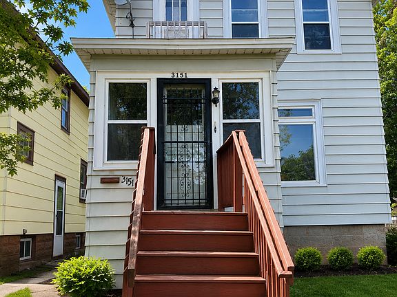3rd image of 3151 Vernon St
