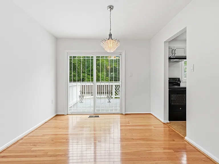 17004 Gohagen Rd — Photo 14