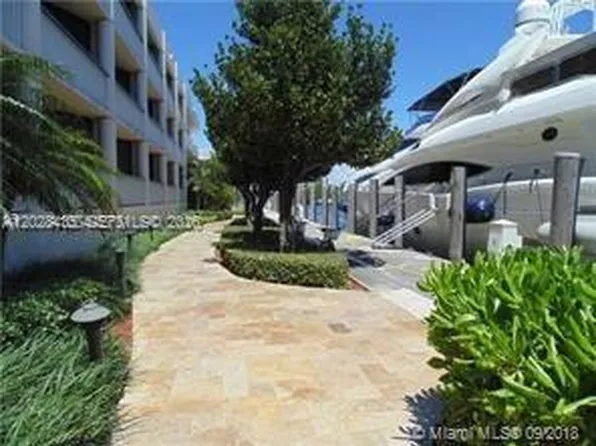 19707 Turnberry Way APT 18L, Aventura, FL 33180