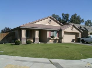 9500 Square Bale Ct, Bakersfield, CA 93313