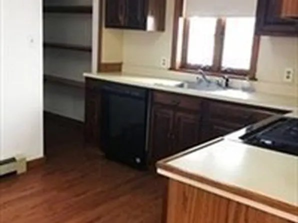 8 Florence St #1, Somerville, MA 02145