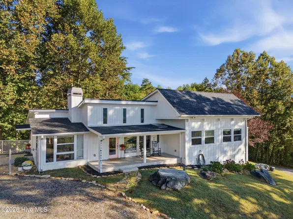 4851 E Us 64 Alt, Murphy, NC 28906