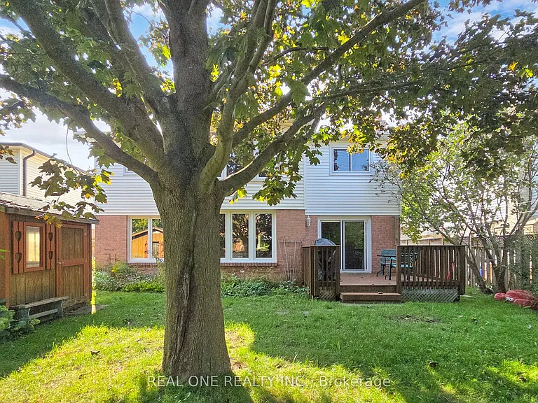27 Gladiola Ct E — Photo 13