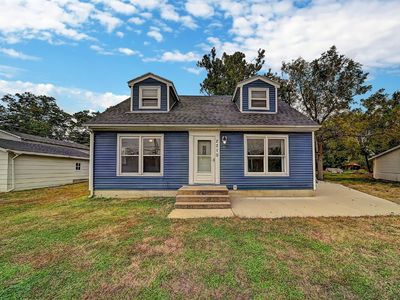 2210 O Ave NW, Cedar Rapids, IA, 52405