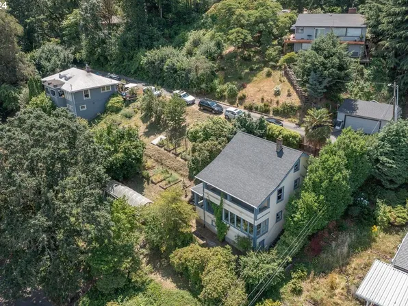 9625 NW Roseway Ave, Portland, OR 97231