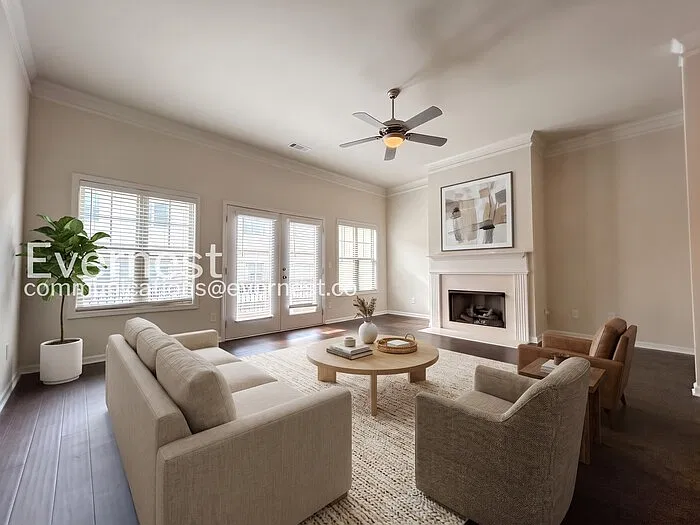 3 bed, 2.0 bath, 1443 sqft, $3,695 — Photo 2