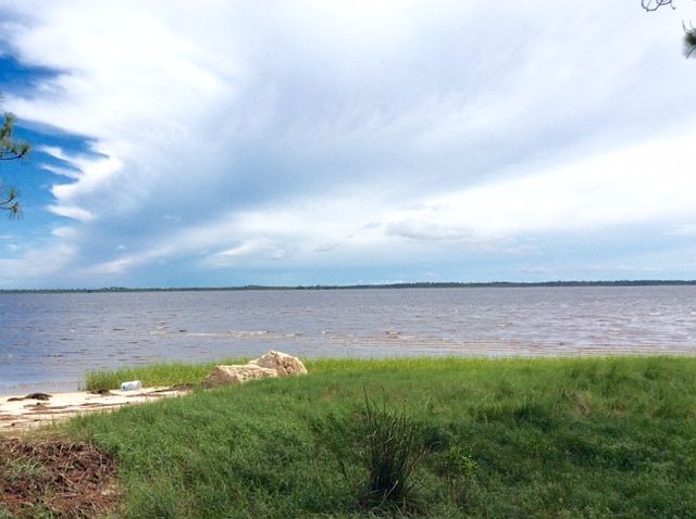 Lot view bay to preserve 
