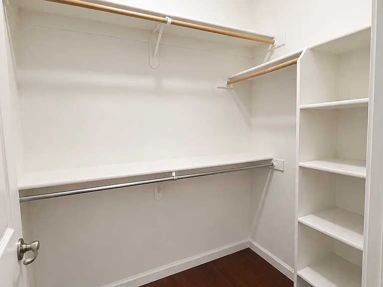 closet 2