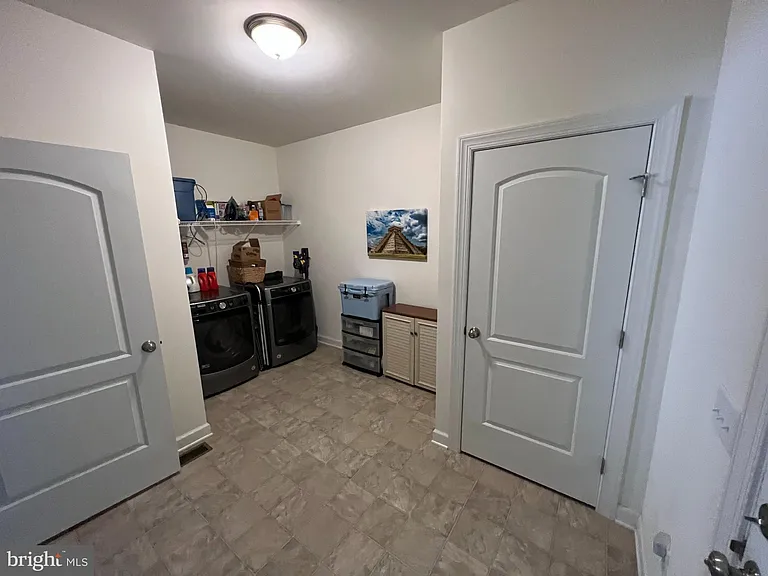 287 Hightide Dr — Photo 5