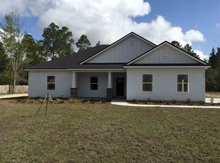 479 Parkside Cir, Crawfordville, FL 32327