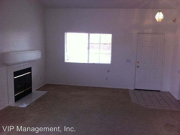 3rd image of 15198 Indian Springs Dr