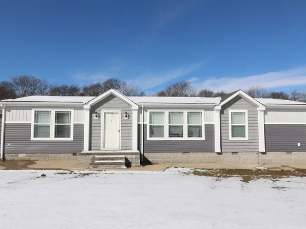 6654 New Harmony Rd, Hartsville, TN 37074