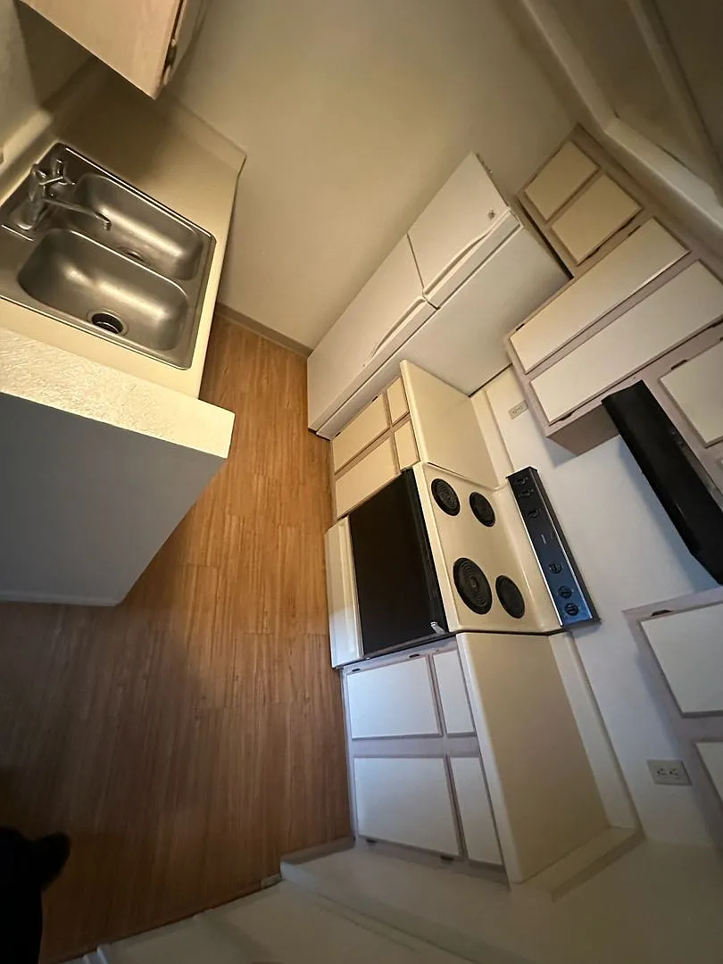 2nd Floor Condo in Gated Community — Photo 2