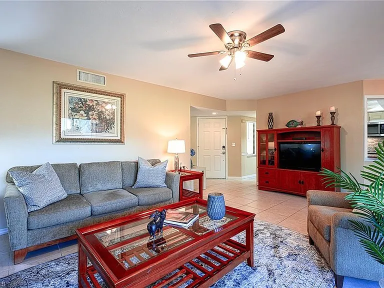 583 Beachwalk Cir #101 — Photo 17