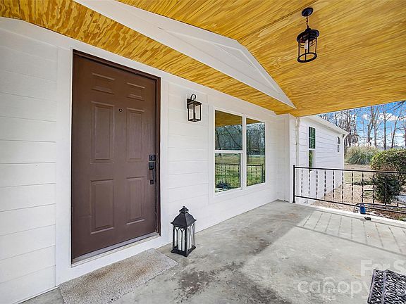 2nd image of 13215 Peppercorn Ln
