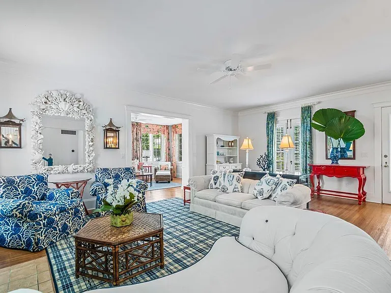 263 Park Ave — Photo 6