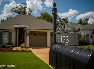 123 McCabe Dr, Starkville, MS 39759