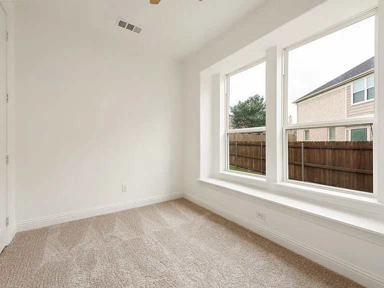 14113 Sugar Hill Dr — Photo 14