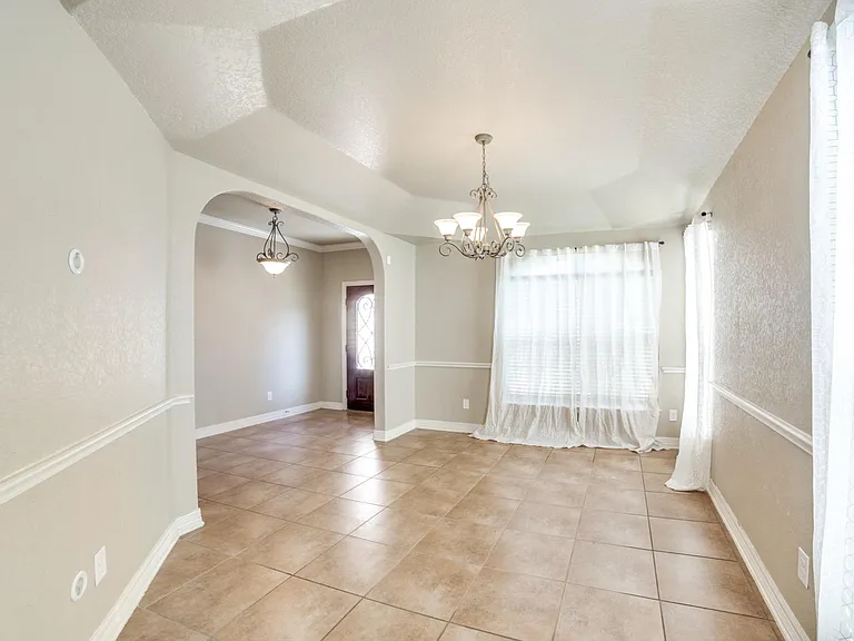 12602 Emmett Grv — Photo 7