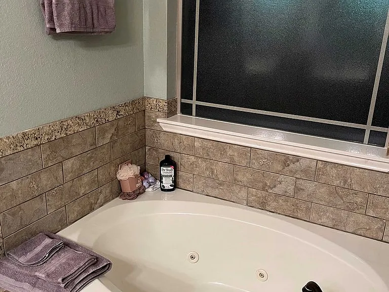5504 Eldie Ct — Photo 7