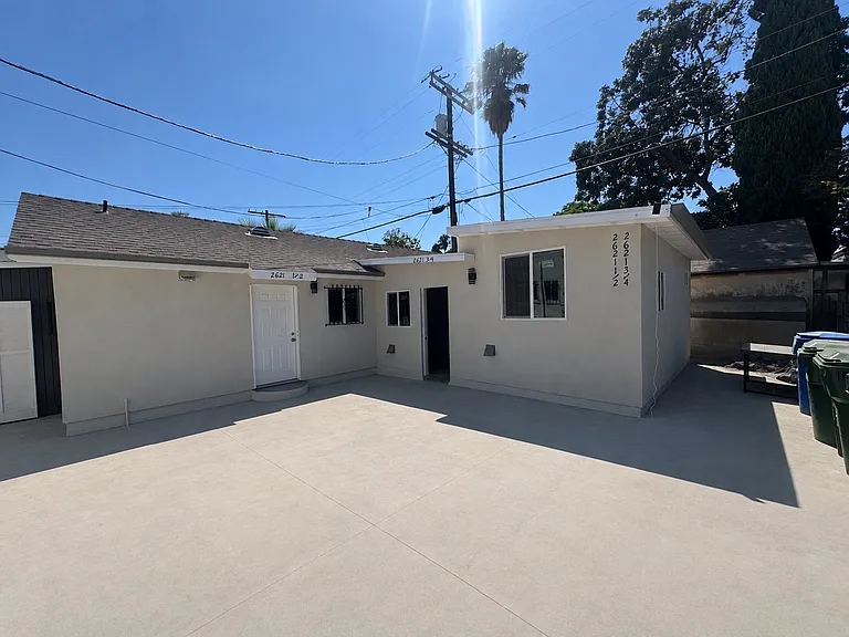 2621 Hillcrest Dr #1/2 — Photo 17