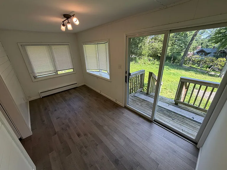2537 Brigadoon Ln — Photo 8