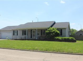 1601 Piatt Ave, Mattoon, IL 61938