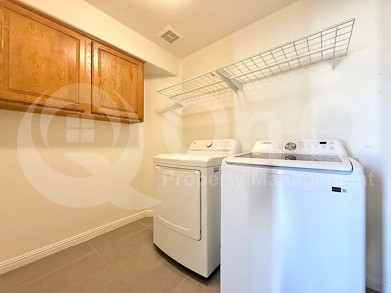 182 W Knox Rd — Photo 22